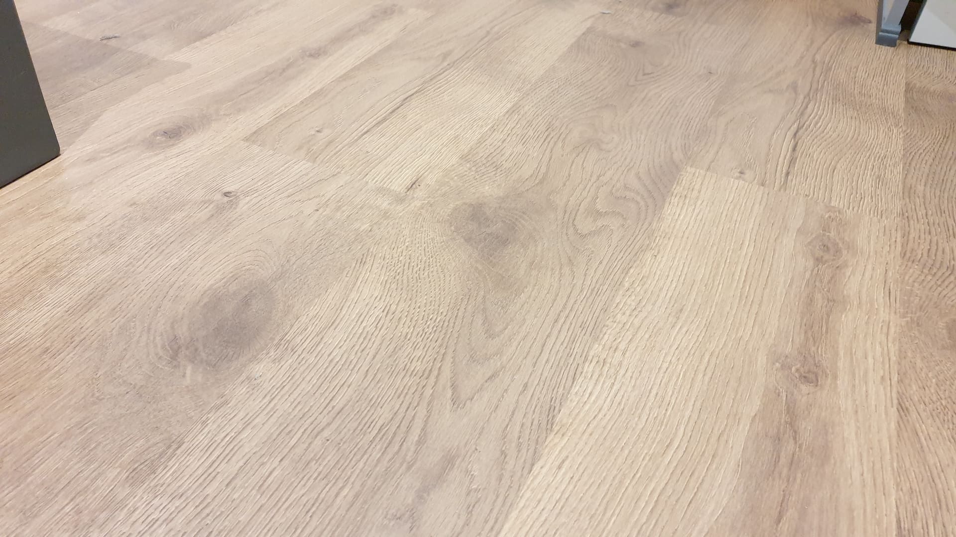 Suelo laminado AC6: El parquet más resistente